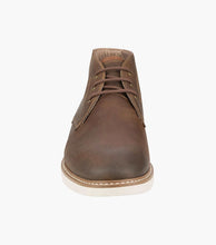 Vibe Chukka in Brown Crazy Horse