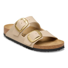 Birkenstock Arizona Big Buckle Birko-Flor sandals in Sandcastle color with large buckle detail, casual summer footwear.